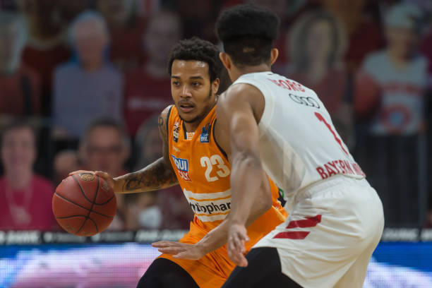 还需要强大 还需要强大