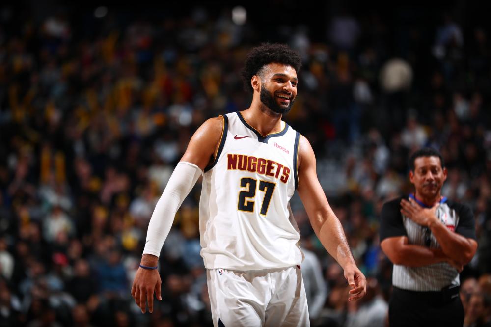 及日益增加 及日益增加